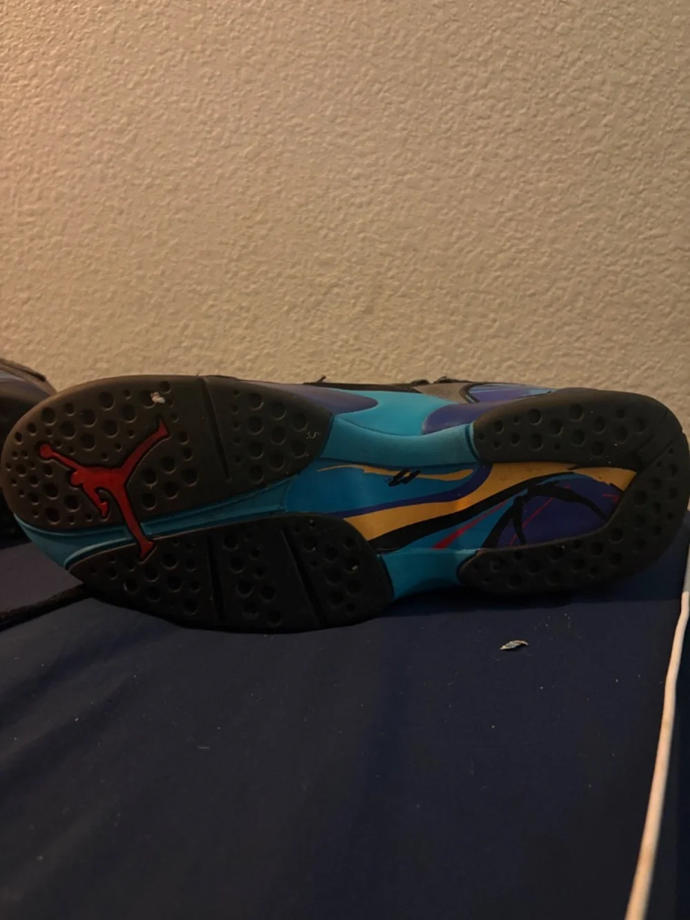 Jordan 8s auqa